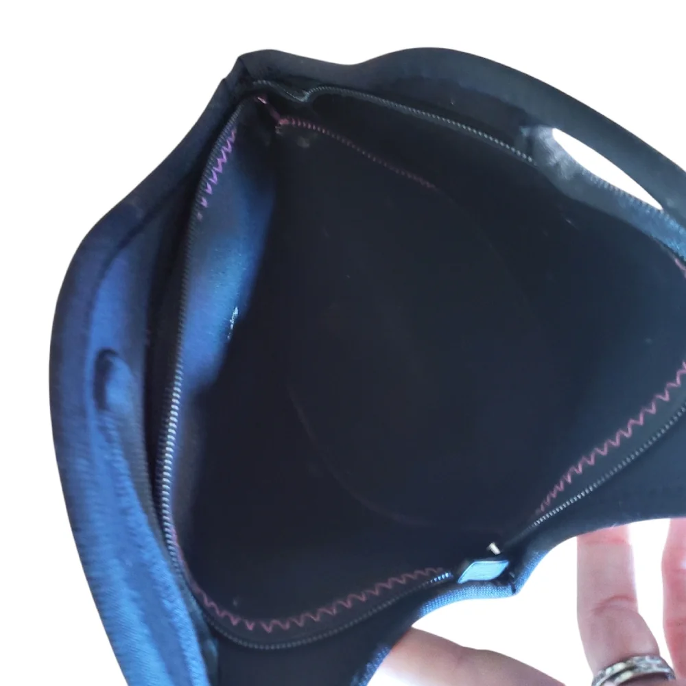 Gourmet lunch bag, lightweight space saver, stretchy lunch bag, neoprene Multi‎
